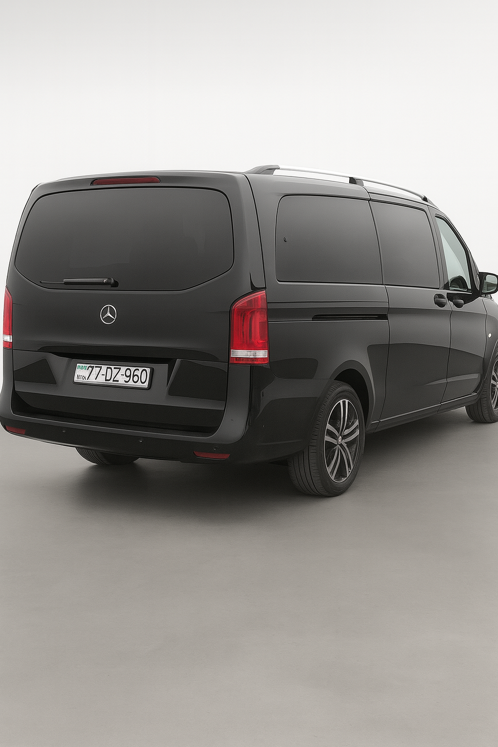 Mercedes-Benz V-Class, справа